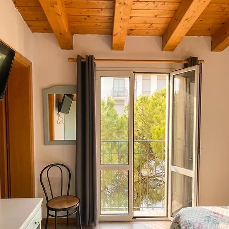 Hotel Garni Tosca *